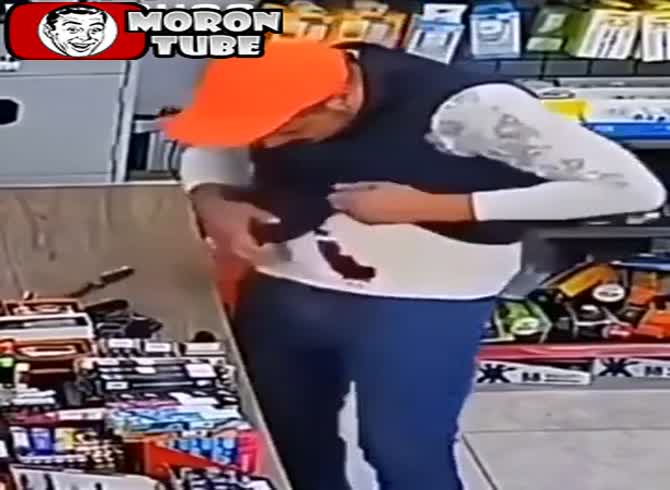 Video :Don't miss it&mdash;the fool of the day is here!